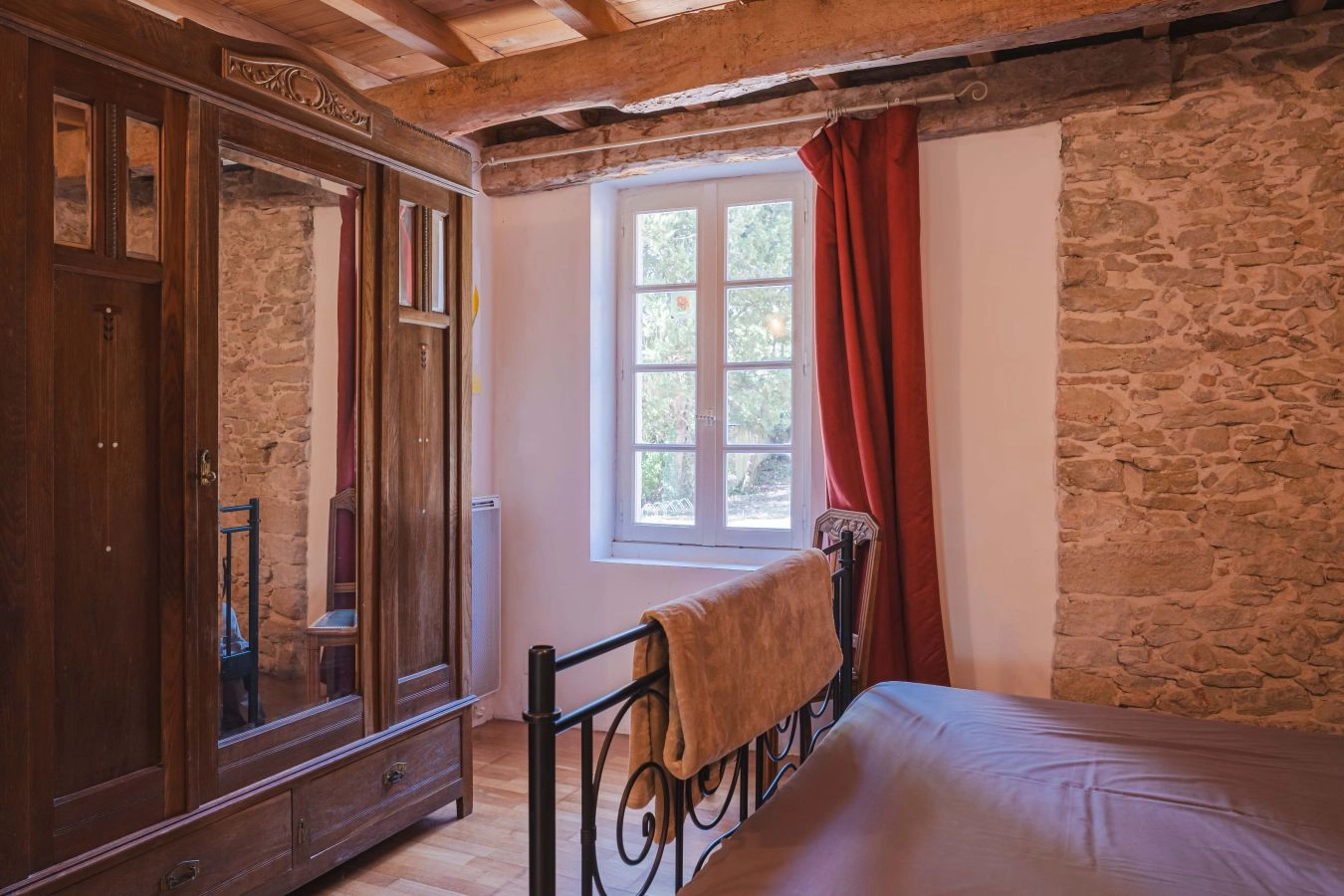 Ferme Lauragaise avec g&icirc;tes et d&eacute;pendances