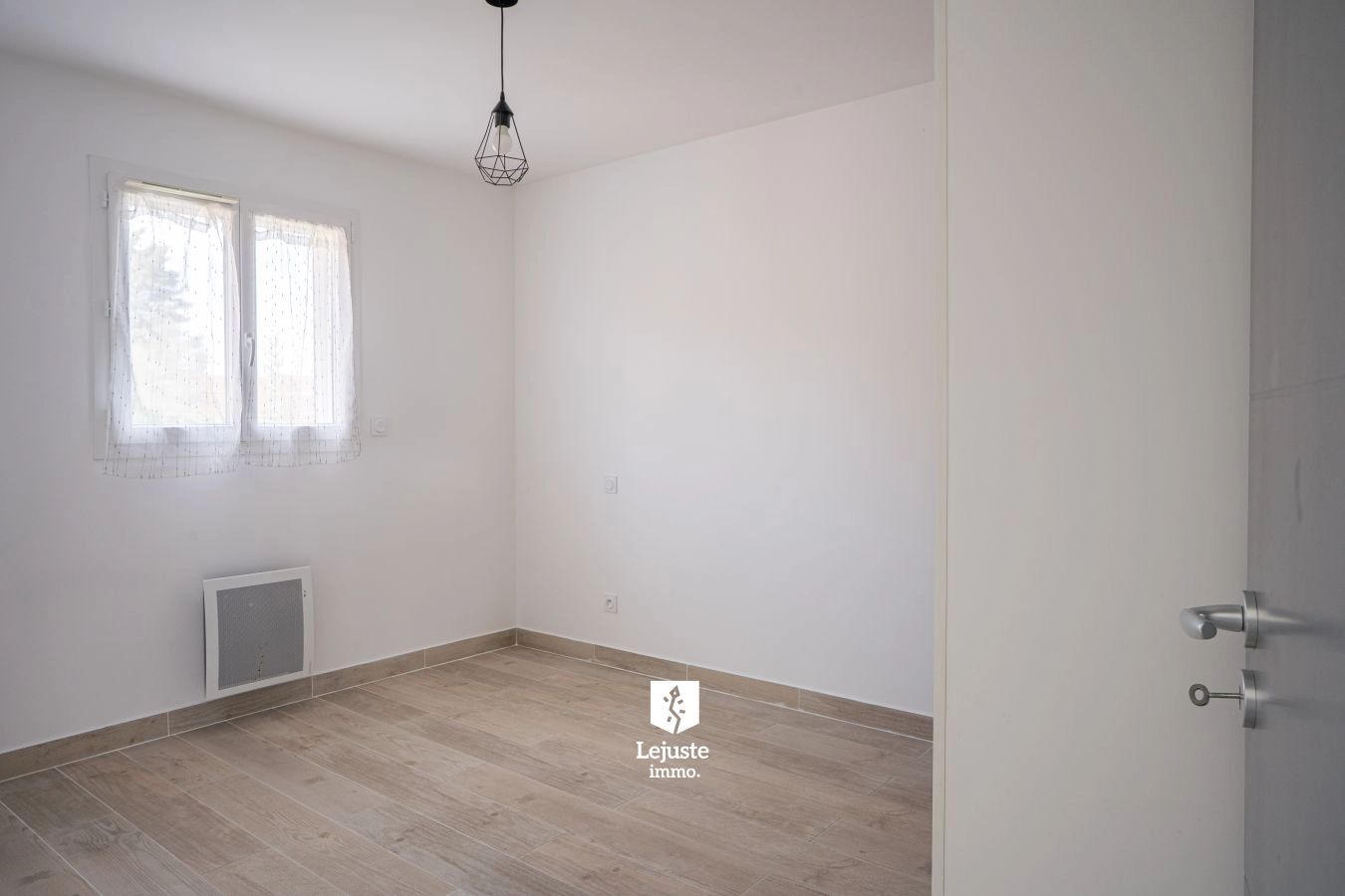  Maison moderne de 2021 aux portes de ville