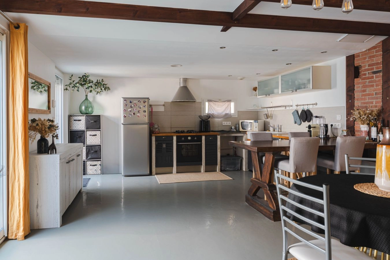  Maison r&eacute;nov&eacute;e avec joli ext&eacute;rieur intimiste