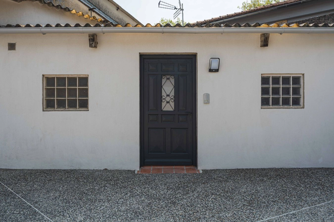  Maison r&eacute;nov&eacute;e avec joli ext&eacute;rieur intimiste