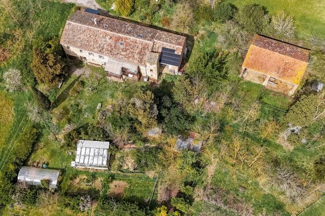 Ferme Lauragaise r&eacute;nov&eacute;e - Vue Pyr&eacute;n&eacute;es