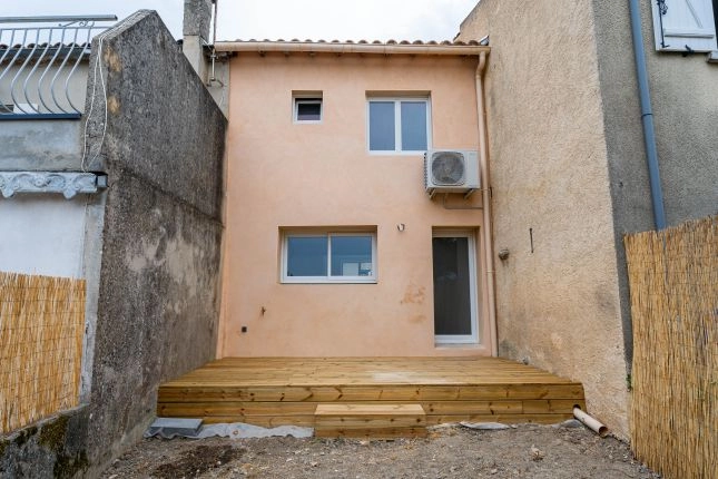 Maison de village enti&egrave;rement r&eacute;nov&eacute;e